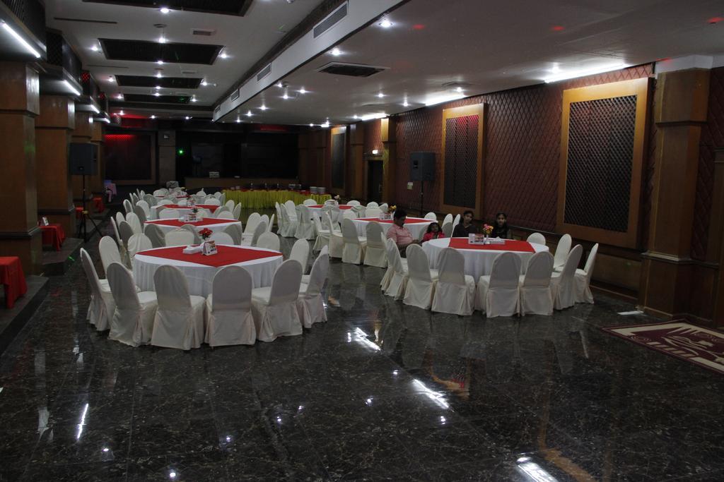 Bahrain Carlton Hotel Manama Exterior photo