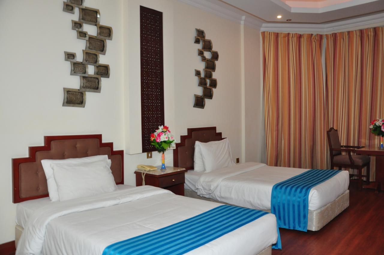 Bahrain Carlton Hotel Manama Exterior photo