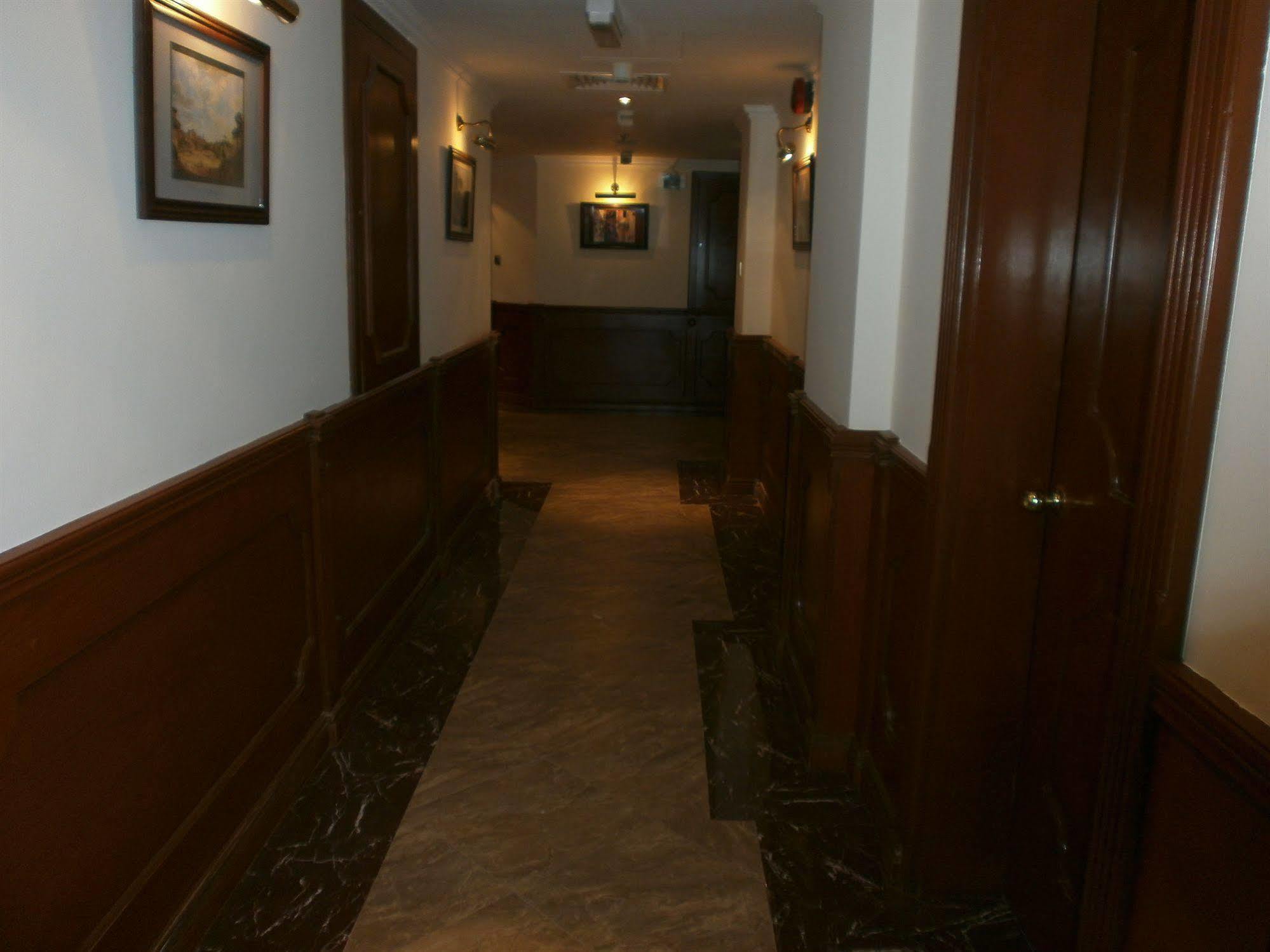 Bahrain Carlton Hotel Manama Exterior photo